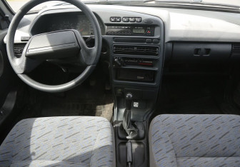 Подержанный автомобиль LADA (ВАЗ) 2114 2012 года (12 фото)