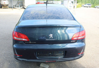 Подержанный автомобиль Peugeot 408 2013 года (6 фото)