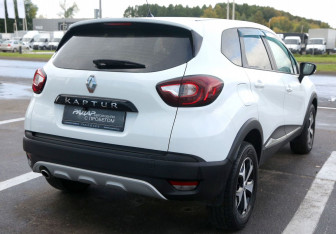 Подержанный автомобиль Renault Kaptur 2017 года (6 фото)