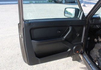 Подержанный автомобиль LADA (ВАЗ) 2121 (4x4) 2017 года (9 фото)