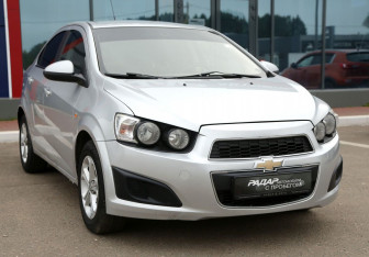 Подержанный автомобиль Chevrolet Aveo Sedan 2013 года (1 фото)