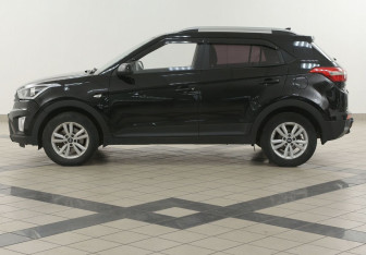 Подержанный автомобиль Hyundai Creta 2017 года (7 фото)