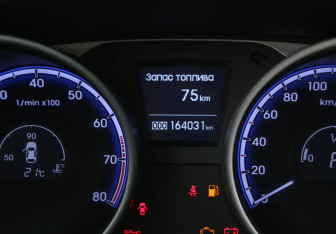 Подержанный автомобиль Hyundai ix35 2013 года (19 фото)