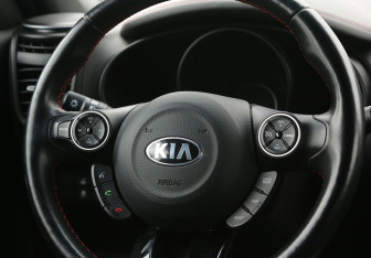 Подержанный автомобиль Kia Soul 2018 года (21 фото)