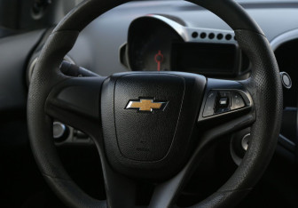 Подержанный автомобиль Chevrolet Aveo Sedan 2012 года (16 фото)