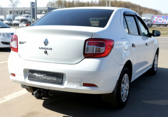 Подержанный автомобиль Renault Logan Sedan 2019 года (6 фото)