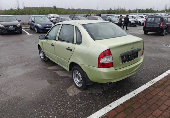Подержанный автомобиль LADA (ВАЗ) Kalina Sedan 2006 года (5 фото)