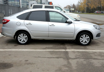 Подержанный автомобиль LADA (ВАЗ) Granta Liftback 2023 года (7 фото)
