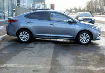 Подержанный автомобиль Hyundai Solaris Sedan 2019 года (7 фото)