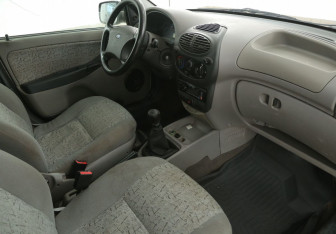 Подержанный автомобиль LADA (ВАЗ) Kalina Hatchback 2007 года (9 фото)