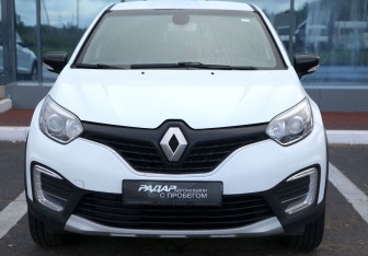 Подержанный автомобиль Renault Kaptur 2017 года (2 фото)