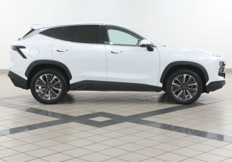 Подержанный автомобиль Jetour Dashing 2023 года (5 фото)