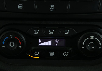 Подержанный автомобиль LADA (ВАЗ) Vesta Wagon 2019 года (18 фото)