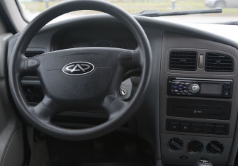 Подержанный автомобиль Chery Amulet (A15) 2007 года (14 фото)