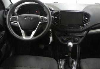 Подержанный автомобиль LADA (ВАЗ) Vesta Sedan 2022 года (8 фото)