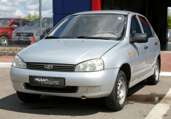 Подержанный автомобиль LADA (ВАЗ) Kalina Sedan 2010 года (3 фото)