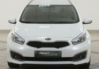Подержанный автомобиль Kia Ceed Wagon 2018 года (6 фото)