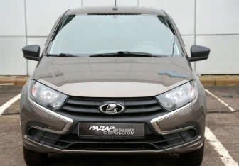 Подержанный автомобиль LADA (ВАЗ) Granta Hatchback 2019 года (2 фото)