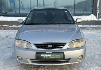 Подержанный автомобиль Kia Spectra Sedan 2007 года (2 фото)