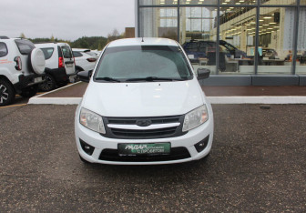 Подержанный автомобиль LADA (ВАЗ) Granta Liftback 2016 года (2 фото)