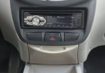 Подержанный автомобиль LADA (ВАЗ) Kalina Wagon 2011 года (13 фото)