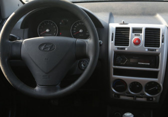 Подержанный автомобиль Hyundai Getz 2010 года (14 фото)