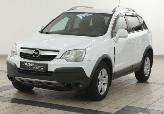 Подержанный автомобиль Opel Antara 2011 года (8 фото)