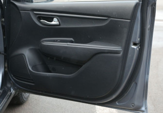 Подержанный автомобиль Kia Rio Hatchback 2020 года (29 фото)