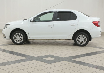 Подержанный автомобиль Renault Logan Sedan 2018 года (7 фото)