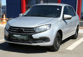 Подержанный автомобиль LADA (ВАЗ) Granta Sedan 2018 года (3 фото)