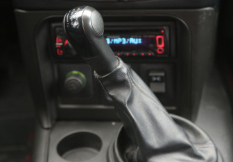 Подержанный автомобиль Chevrolet Niva 2012 года (13 фото)