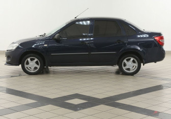 Подержанный автомобиль LADA (ВАЗ) Granta Sedan 2013 года (7 фото)