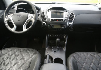 Подержанный автомобиль Hyundai ix35 2013 года (12 фото)
