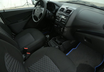 Подержанный автомобиль LADA (ВАЗ) Granta Liftback 2023 года (9 фото)