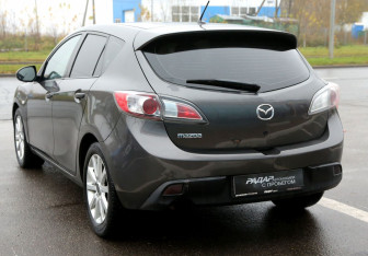 Подержанный автомобиль Mazda 3 Hatchback 2009 года (4 фото)