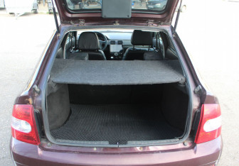 Подержанный автомобиль LADA (ВАЗ) Priora Hatchback 2012 года (13 фото)