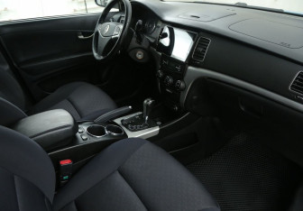 Подержанный автомобиль SsangYong Actyon 2011 года (9 фото)