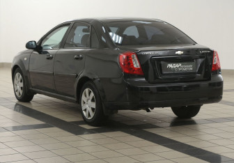 Подержанный автомобиль Chevrolet Lacetti Sedan 2007 года (2 фото)