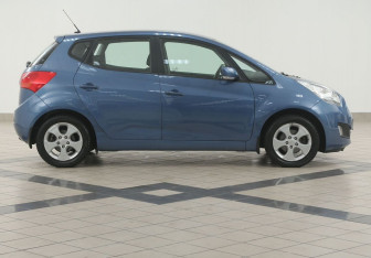 Подержанный автомобиль Kia Venga 2013 года (5 фото)