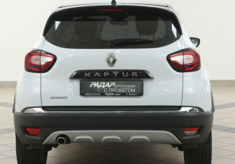 Подержанный автомобиль Renault Kaptur 2016 года (3 фото)
