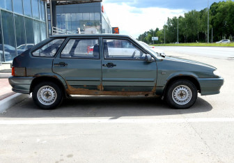 Подержанный автомобиль LADA (ВАЗ) 2114 2010 года (7 фото)