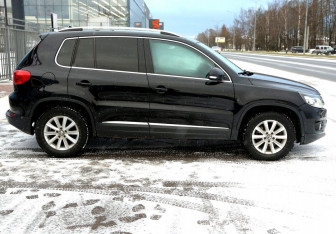Подержанный автомобиль Volkswagen Tiguan 2011 года (7 фото)