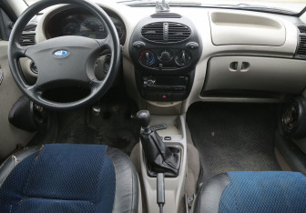 Подержанный автомобиль LADA (ВАЗ) Kalina Sedan 2007 года (12 фото)