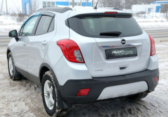 Подержанный автомобиль Opel Mokka 2014 года (4 фото)