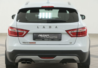 Подержанный автомобиль LADA (ВАЗ) Vesta Wagon 2019 года (3 фото)