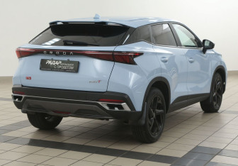 Подержанный автомобиль Omoda C5 2023 года (4 фото)