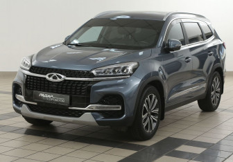 Подержанный автомобиль Chery Tiggo 8 2020 года (8 фото)
