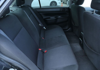 Подержанный автомобиль Mitsubishi Lancer Sedan 2006 года (11 фото)