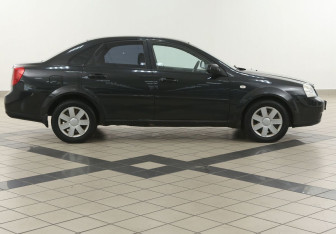 Подержанный автомобиль Chevrolet Lacetti Sedan 2007 года (5 фото)