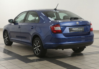 Подержанный автомобиль Skoda Rapid Liftback 2019 года (3 фото)